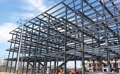 康乐工业用钢结构厂房防火规范与造价控制解析